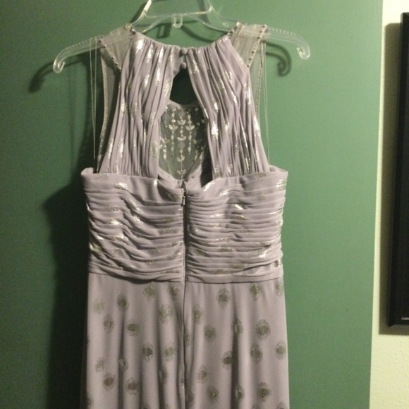 Silver evening gown - Picture 3 of 4